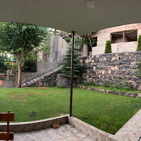 Holiday Home On Aygestan 11 Yerevan Luaran gambar