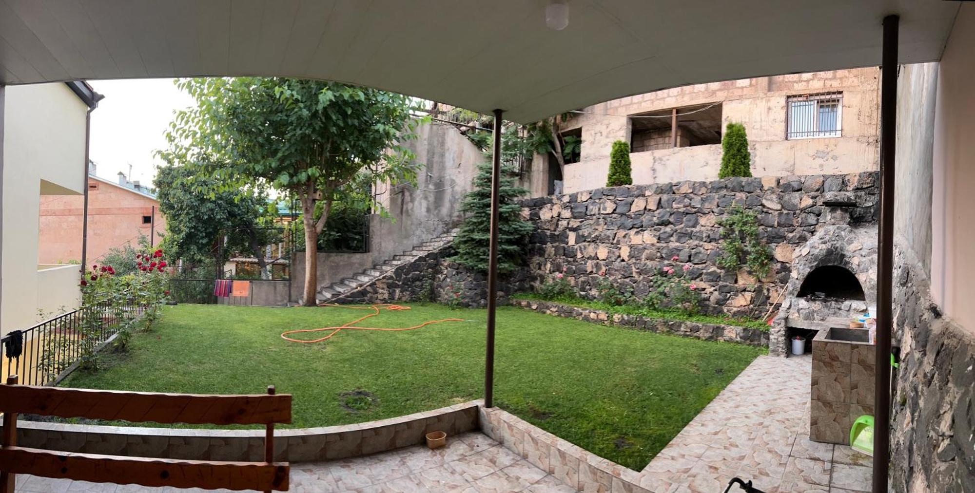 Holiday Home On Aygestan 11 Yerevan Luaran gambar