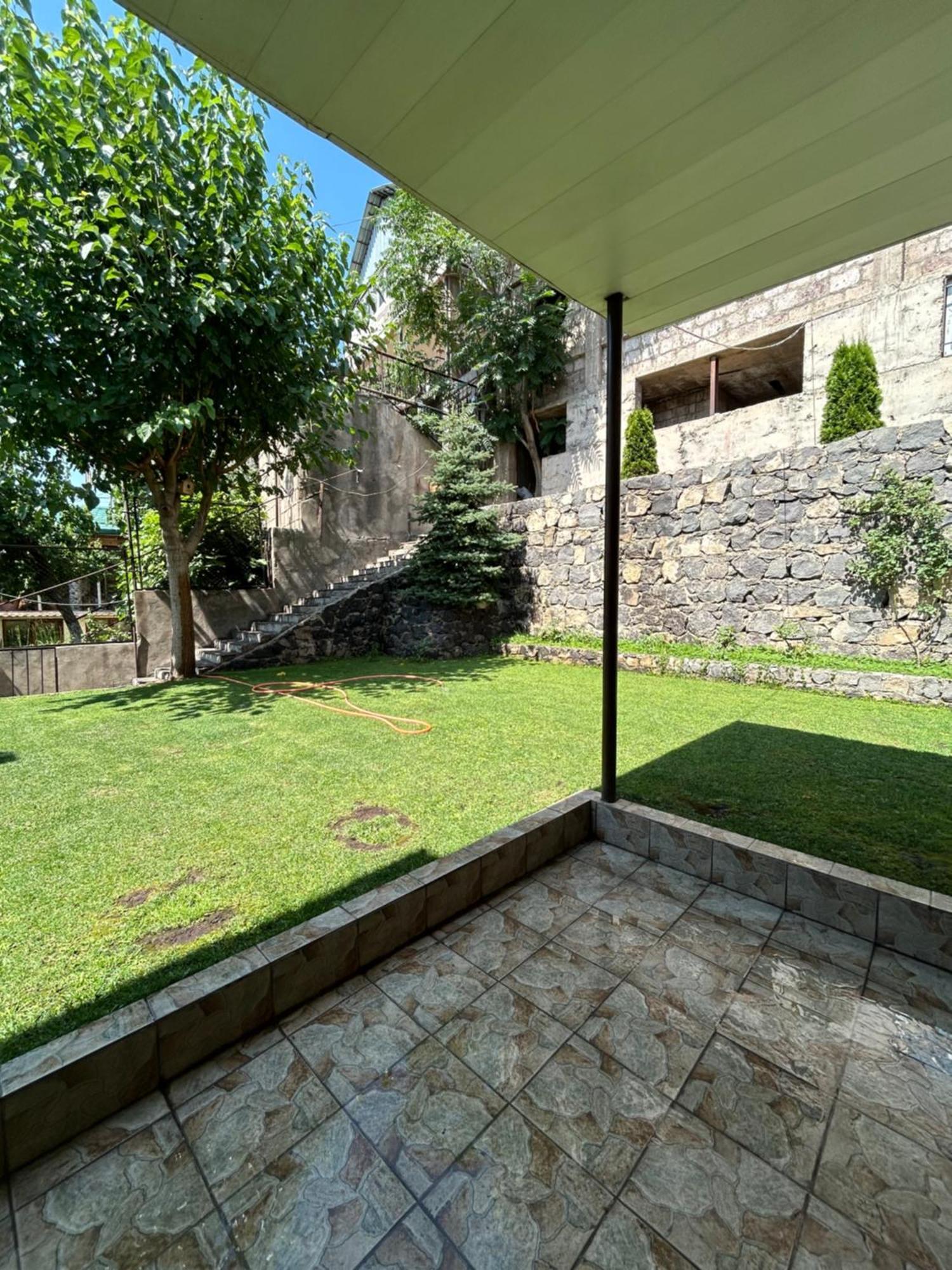 Holiday Home On Aygestan 11 Yerevan Luaran gambar
